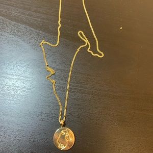 Fashionable necklace